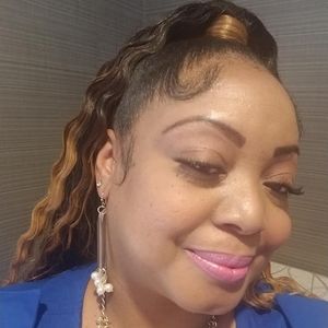 Meet your Posher, Regina